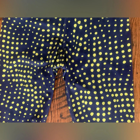 Under armour all season leggings, printed under armour leggings, dots - Picture 4 of 9